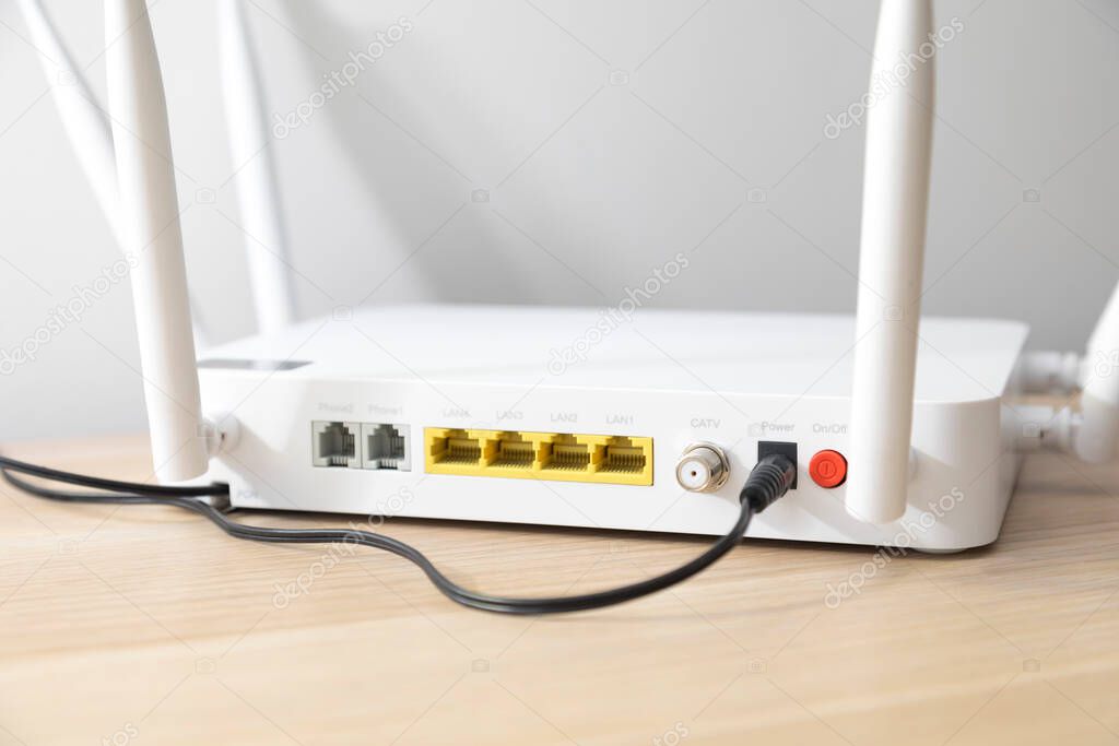 Schema di rete Wi-Fi con router e dispositivi mesh