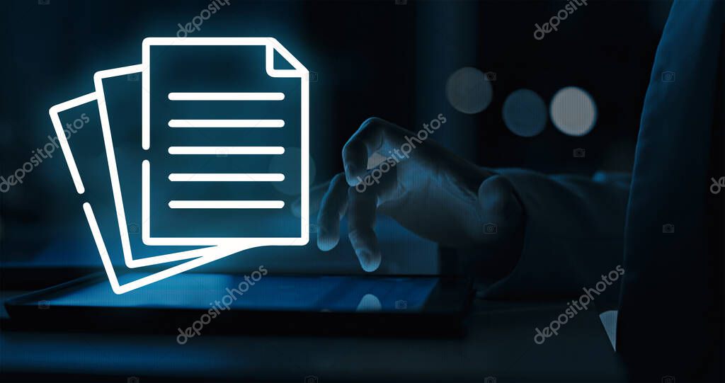 Archivio digitale di documenti e contratti su tablet